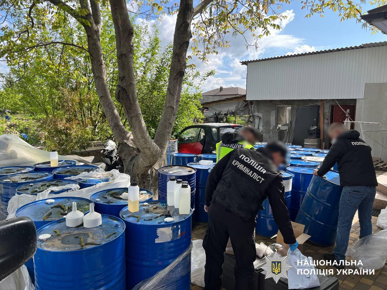 Розповсюджували наркотики на сотні мійльонів зловмисники угруповання, яке викрили правоохоронці: Новини Харкова